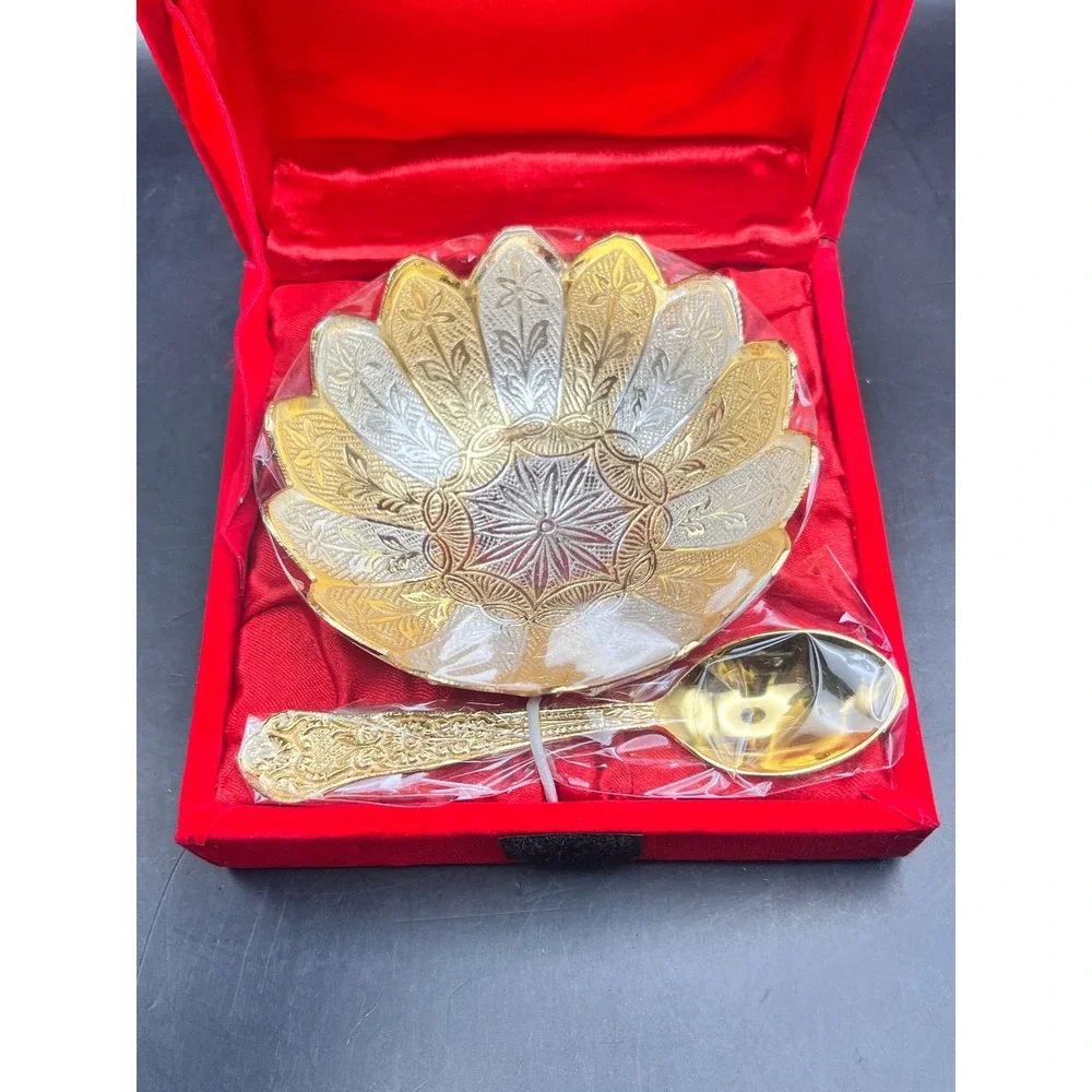 VTG Gold‎ & Silver Plated Lotus Gift Bowl And Spoon Velvet Box 4
